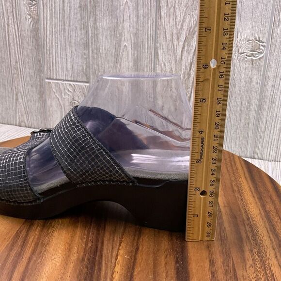 Dansko Women's EU 40 US 10 Leather Snake Print Wedge Open Toe Sandals Grey Black - Picture 12 of 12